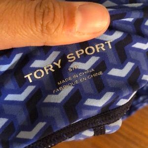 Tory Burch Pants - EUC Tory sport “T” patterned leggings size S Tory Burch Pants - EUC Tory sport “T” patterned leggings size S